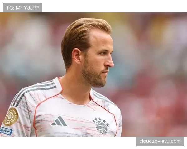 哈里·凯恩当选英格兰年度最佳球员 荣耀加冕彰显领袖风采