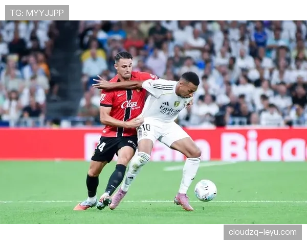 鲁本·迪亚斯强势发挥,助曼城欧冠小组赛实现关键突破 鲁本·迪亚斯强势发挥,助曼城欧冠小组赛实现关键突破