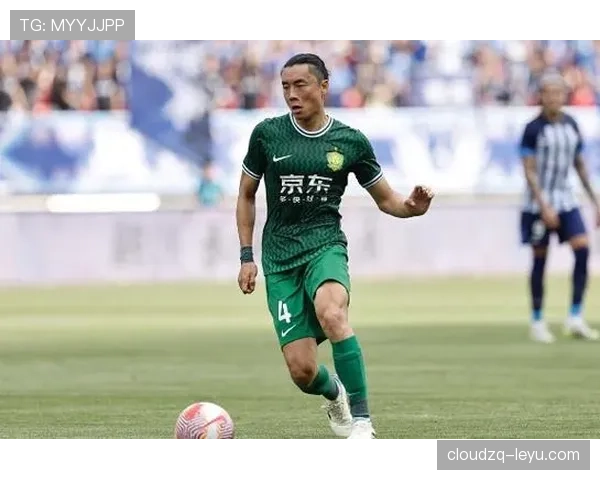 小图拉姆崭露头角：青年才俊引关注，足球新星未来可期