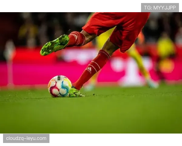 德甲赛季落幕,最佳射手强势登顶,进球如潮闪耀赛场 德甲赛季落幕,最佳射手强势登顶,进球如潮闪耀赛场