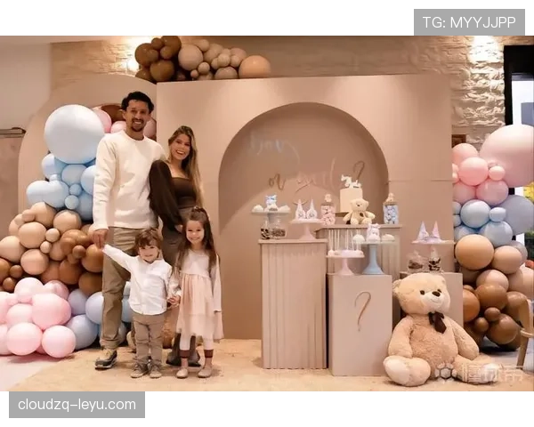 马尔基尼奥斯家庭生活 马尔基尼奥斯家庭生活