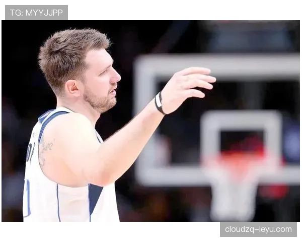 东契奇突破助攻效率提升显著 拉开与欧文关键时刻表现差距