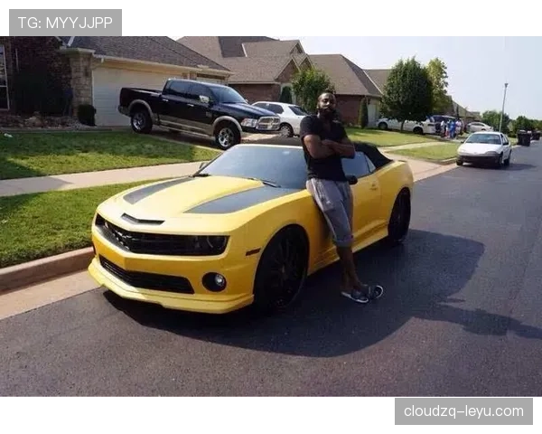 韦少又换豪车？这生活我看普通人真活不了啊