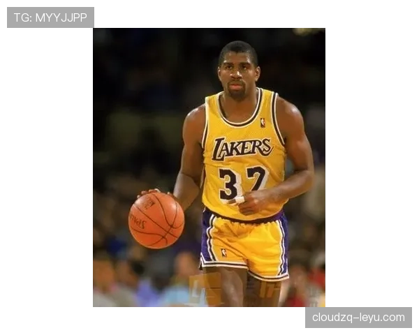 魔术师约翰逊助攻篮下核心突破效率领先“篮球之神”乔丹