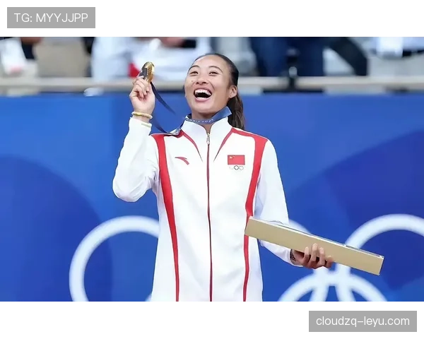 郑钦文喝杯咖啡都要算卡路里，这自律谁顶得住